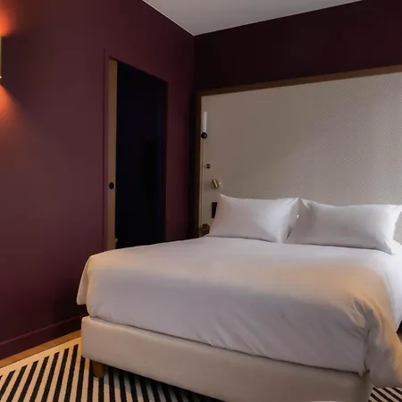 2m, The Originals Relais 3* Saint-Rambert-sur-Loire